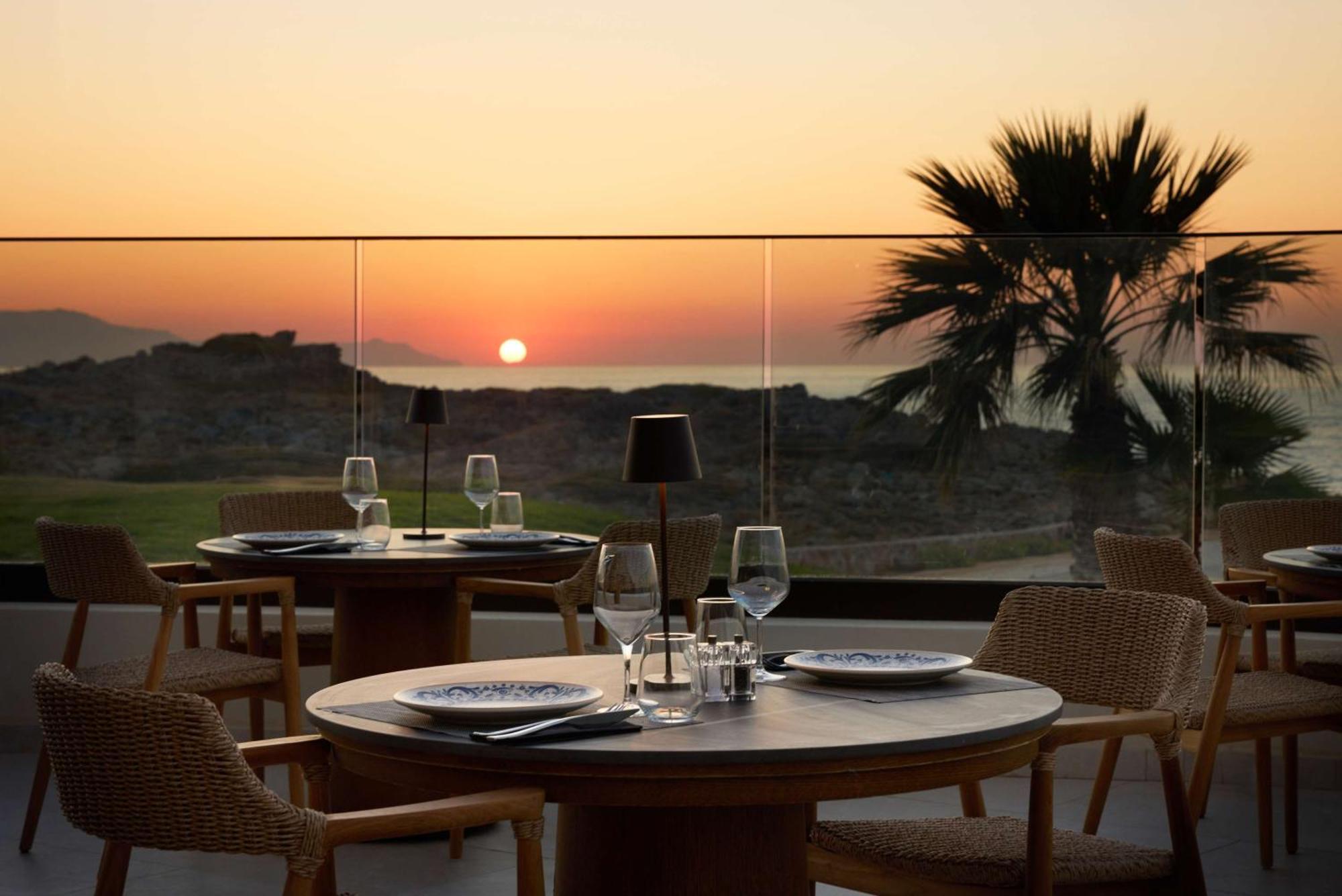 Isla Brown Chania Resort, Curio Collection By Hilton Sztavrósz Kültér fotó